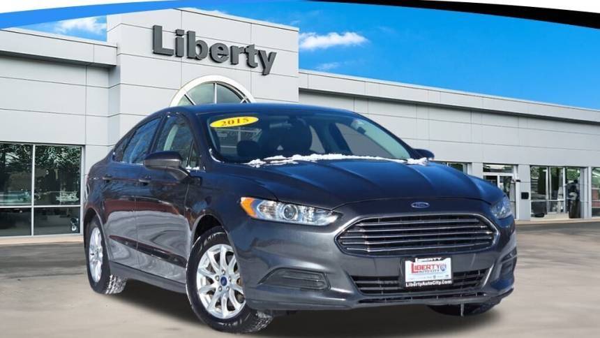 2015 Ford Fusion S — Sedan — 105,209 mi — Libertyville, IL