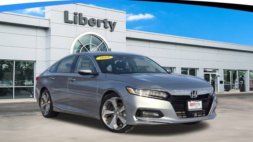2018 Honda Accord Touring — Sedan — 44,532 mi — Libertyville, IL