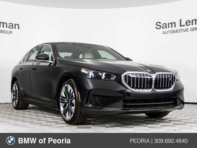 2025 BMW i5 xDrive40 — Sedan — 25 mi — Peoria, IL
