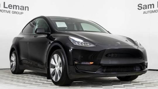 2022 Tesla Model Y Long Range — SUV — 32,658 mi — Peoria, IL