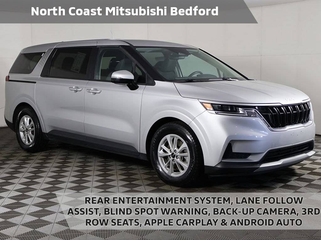 2022 Kia Carnival LX — Minivan — 83,312 mi — Bedford, OH