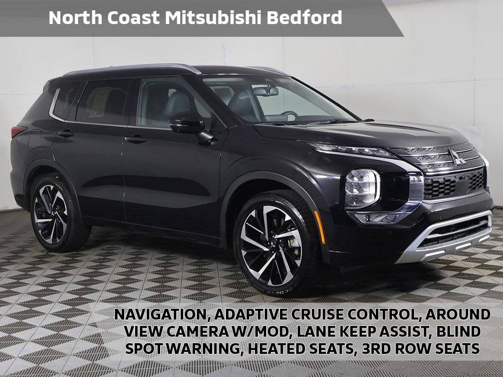2024 Mitsubishi Outlander SEL — SUV — 12,388 mi — Bedford, OH