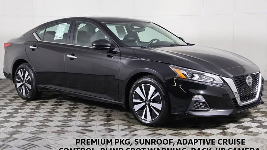 2021 Nissan Altima SV — Sedan — 59,566 mi — Bedford, OH