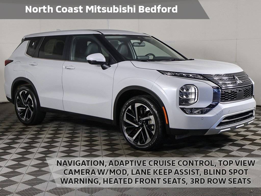 2024 Mitsubishi Outlander SE — SUV — 33,959 mi — Bedford, OH