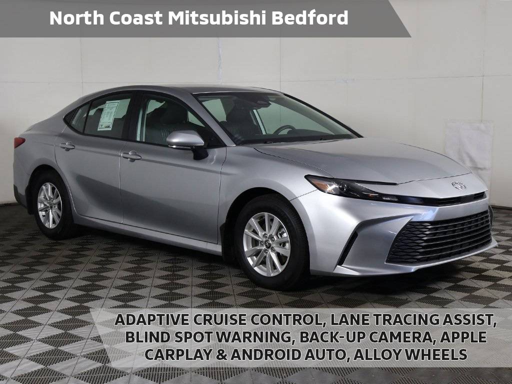 2025 Toyota Camry Hybrid LE — Sedan — 3,011 mi — Bedford, OH