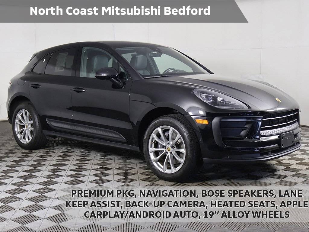 2022 Porsche Macan Standard — SUV — 28,530 mi — Bedford, OH