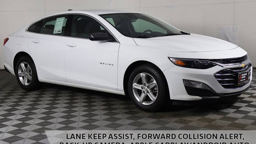 2023 Chevrolet Malibu LS — Sedan — 33,685 mi — Bedford, OH
