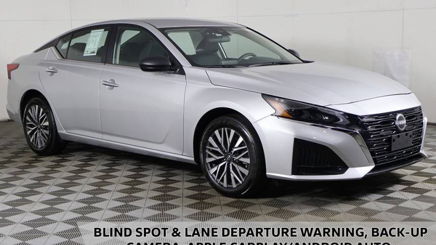 2024 Nissan Altima SV — Sedan — 25,842 mi — Bedford, OH