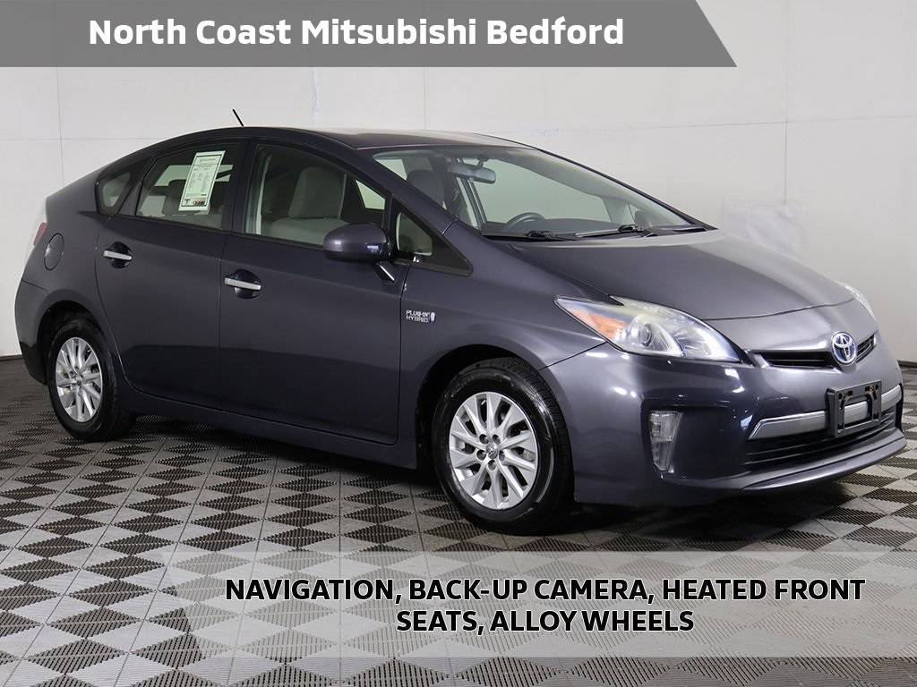 2013 Toyota Prius Advanced — Hatchback — 111,411 mi — Bedford, OH