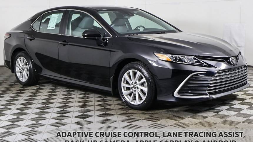 2021 Toyota Camry LE — Sedan — 39,285 mi — Bedford, OH