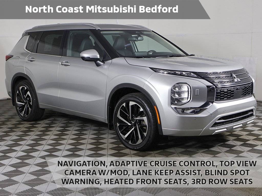 2022 Mitsubishi Outlander SEL Special Edition — SUV — 48,025 mi — Bedford, OH