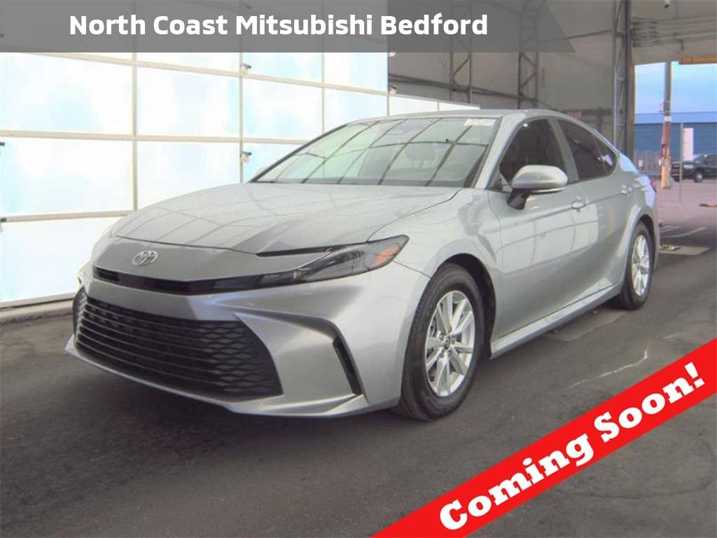 2025 Toyota Camry Hybrid LE — Sedan — 11,089 mi — Bedford, OH