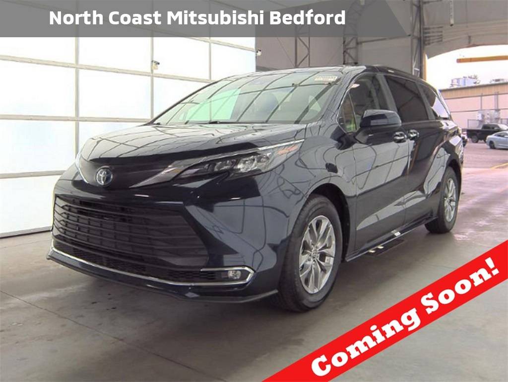 2024 Toyota Sienna XLE — Minivan — 25,308 mi — Bedford, OH