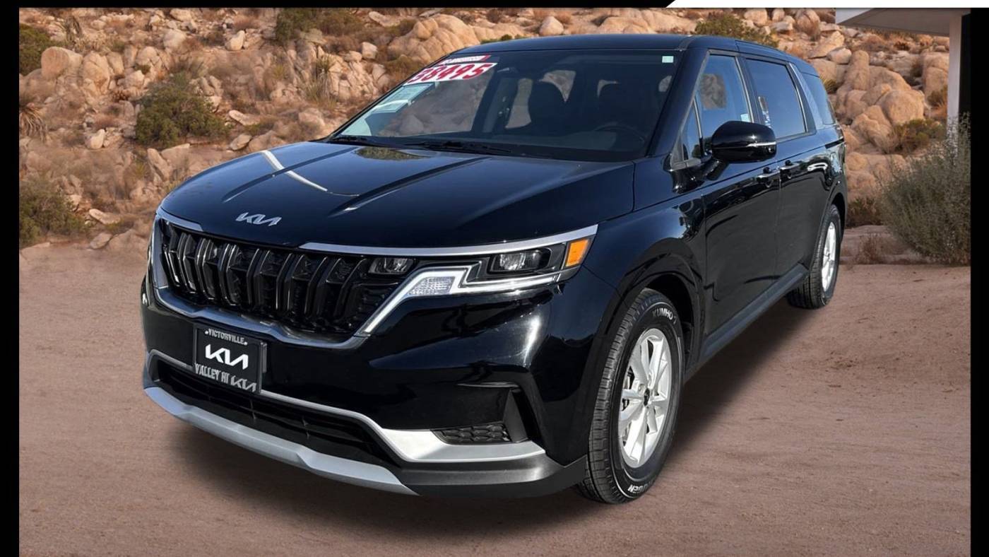 2023 Kia Carnival LXS — Minivan — 26,013 mi — Victorville, CA