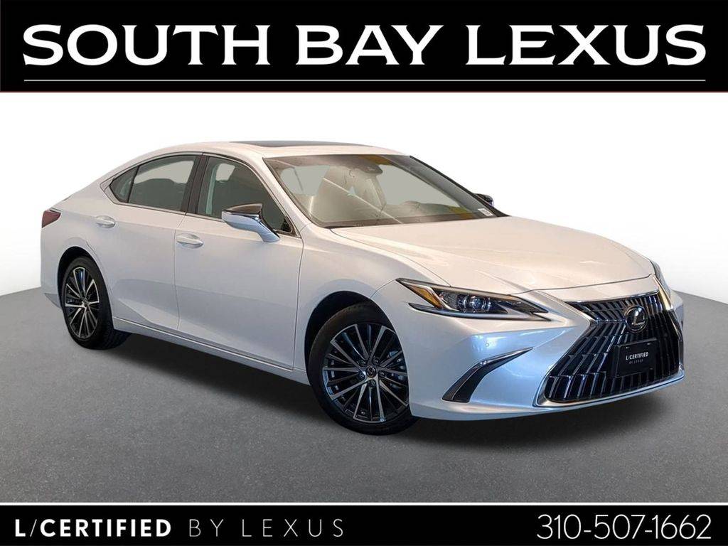 2024 Lexus ES ES 300h — Sedan — 5,682 mi — Torrance, CA