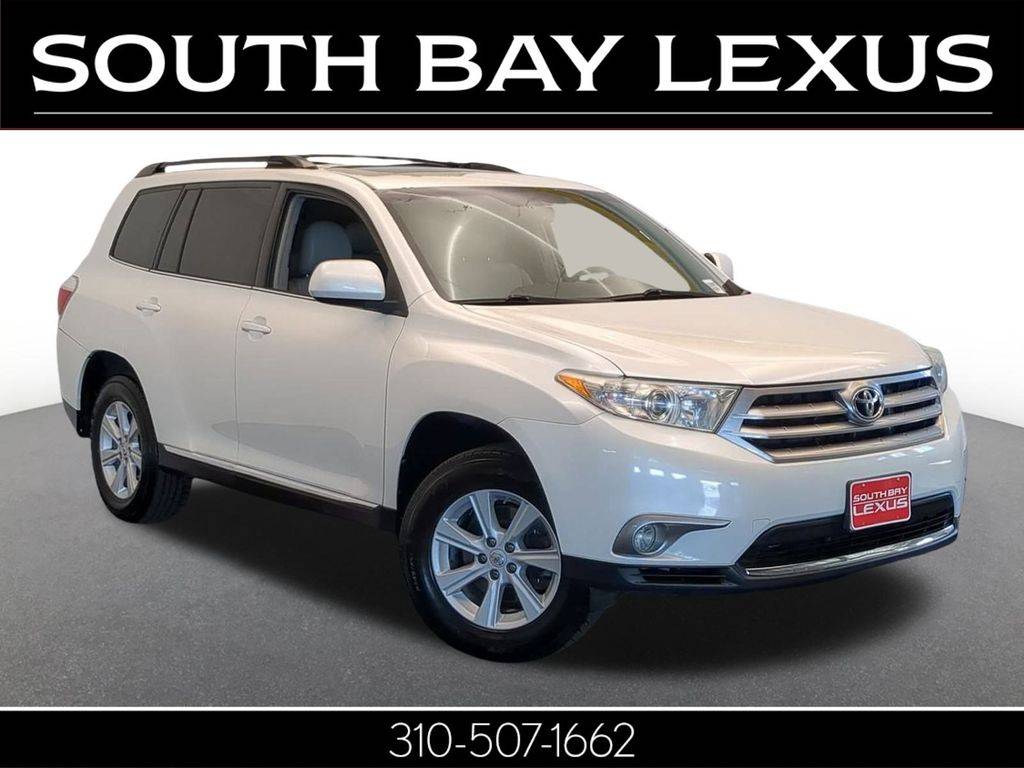 2013 Toyota Highlander Plus V6 — SUV — 102,040 mi — Torrance, CA