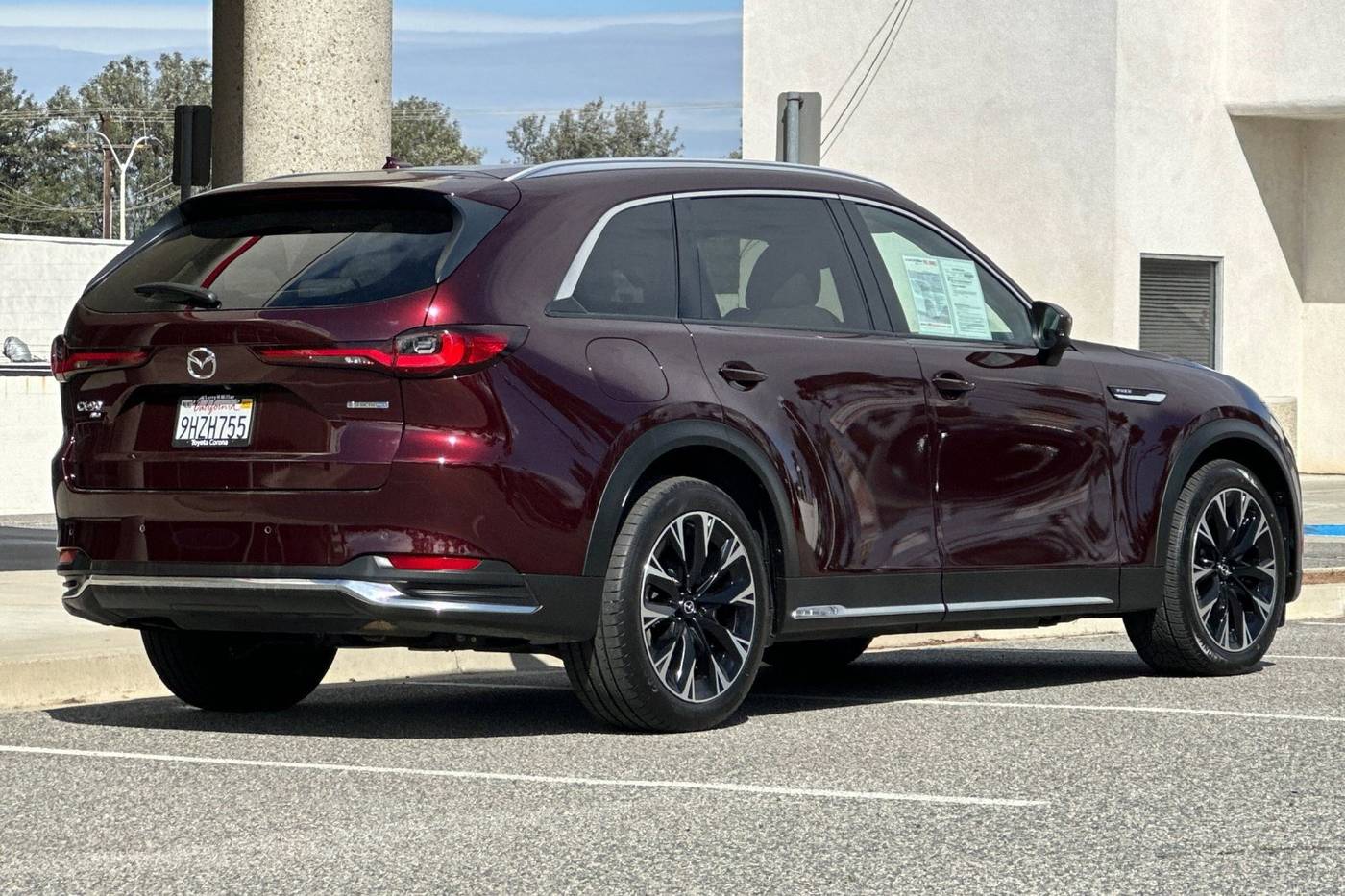 Thumbnail 3
