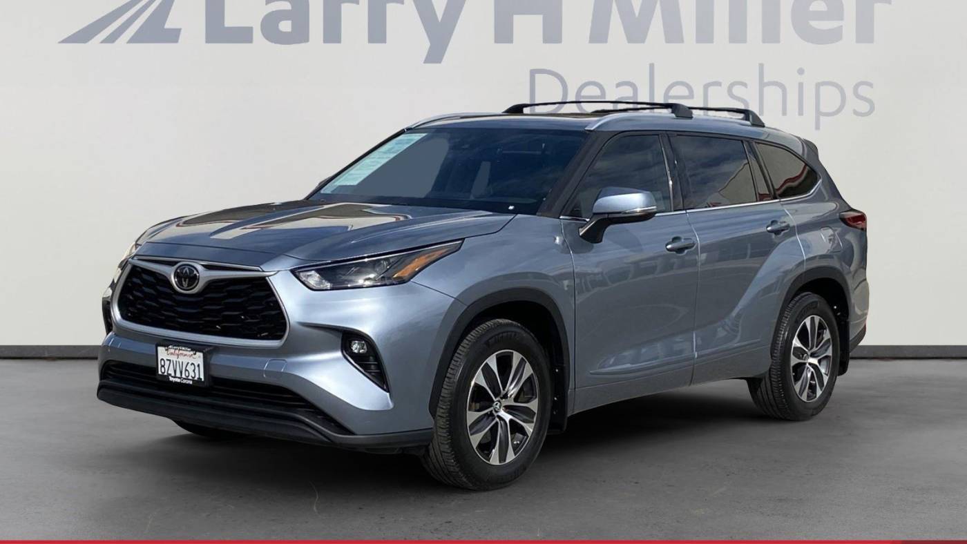 2022 Toyota Highlander XLE — SUV — 35,791 mi — Corona, CA
