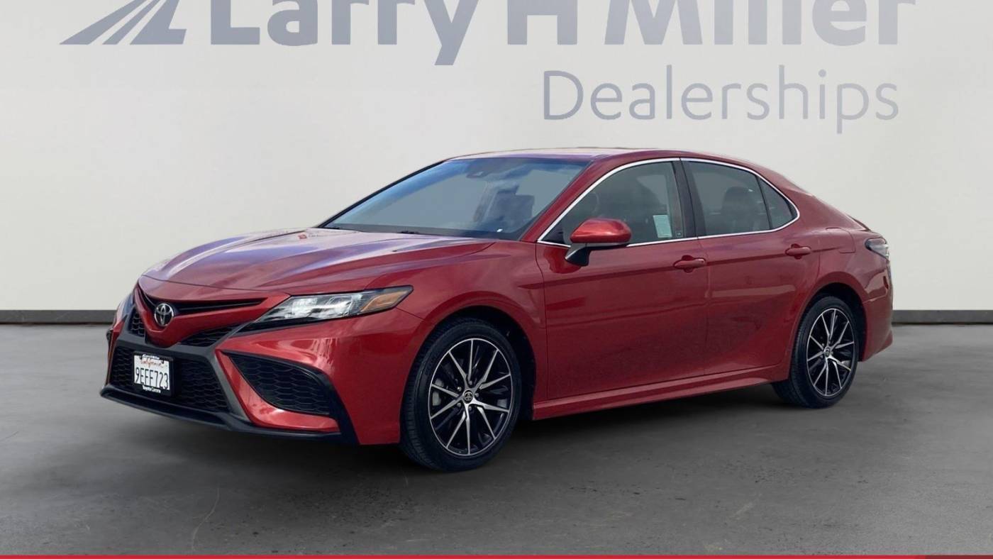 2021 Toyota Camry SE — Sedan — 60,337 mi — Corona, CA