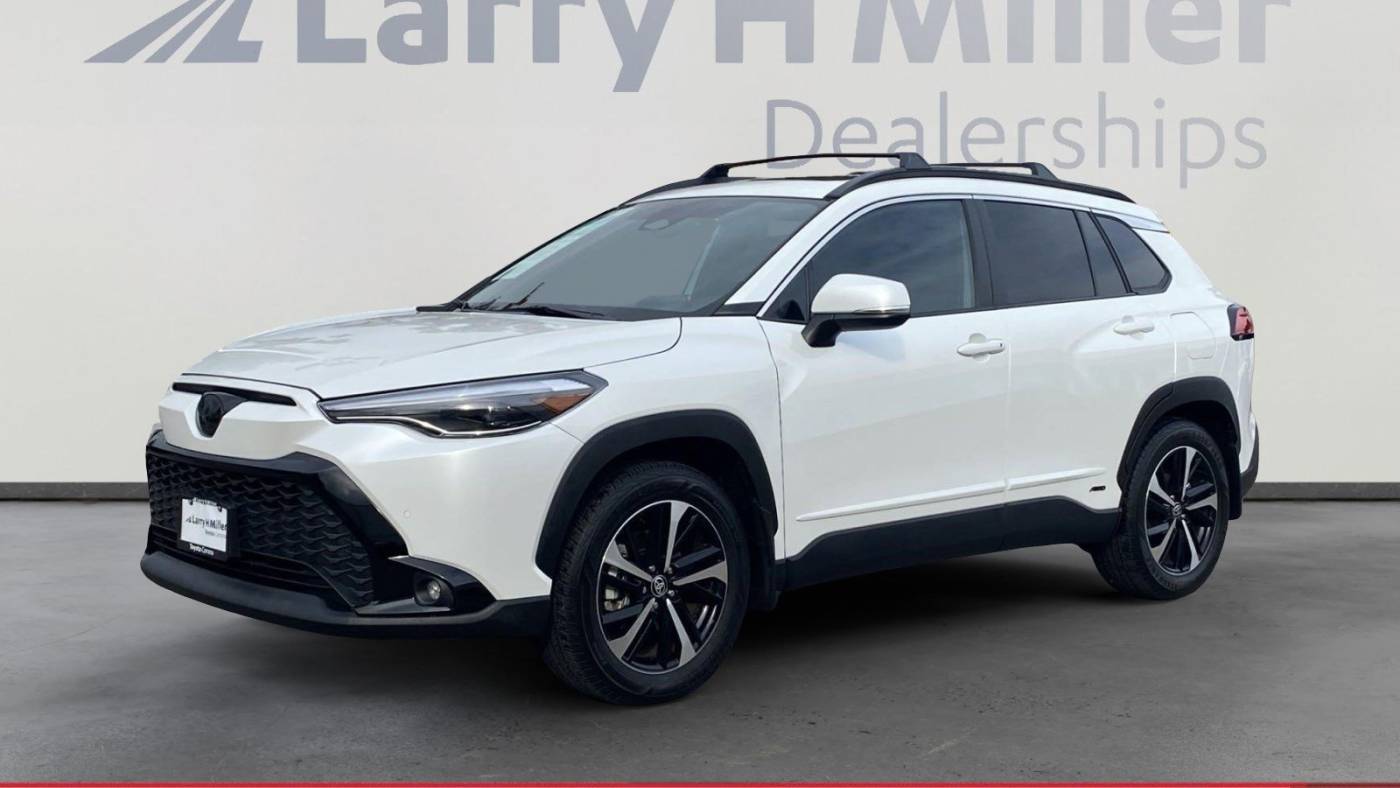2023 Toyota Corolla Cross Hybrid XSE — SUV — 5,880 mi — Corona, CA
