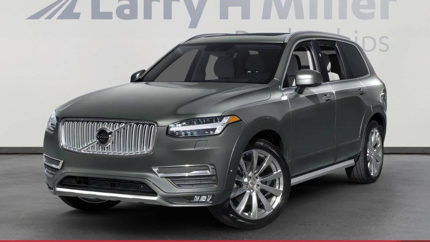 2016 Volvo XC90 T6 Momentum — SUV — 73,979 mi — Corona, CA