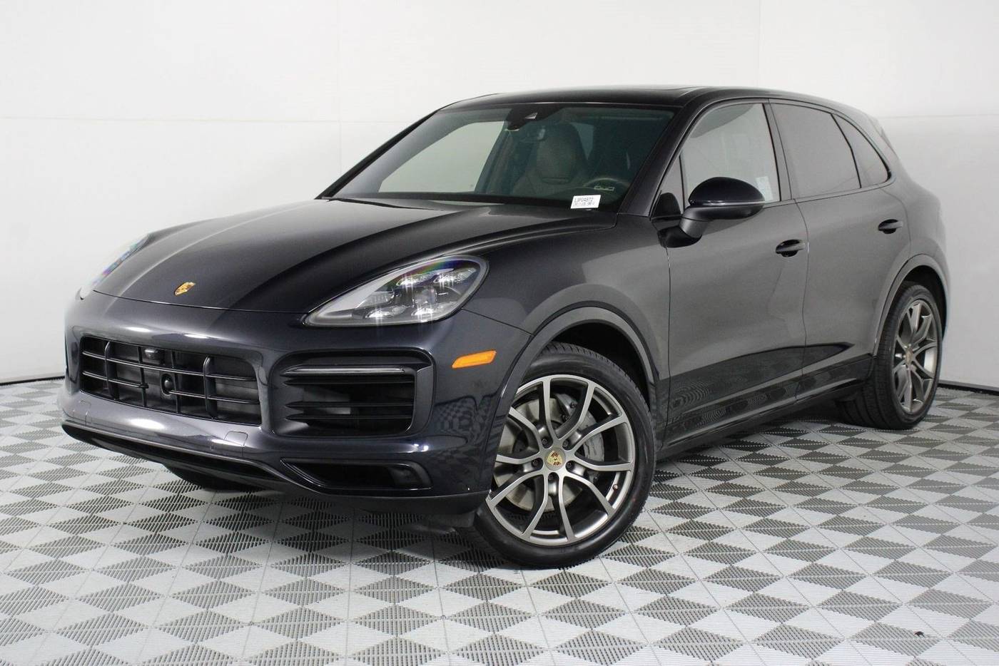 2023 Porsche Cayenne S
