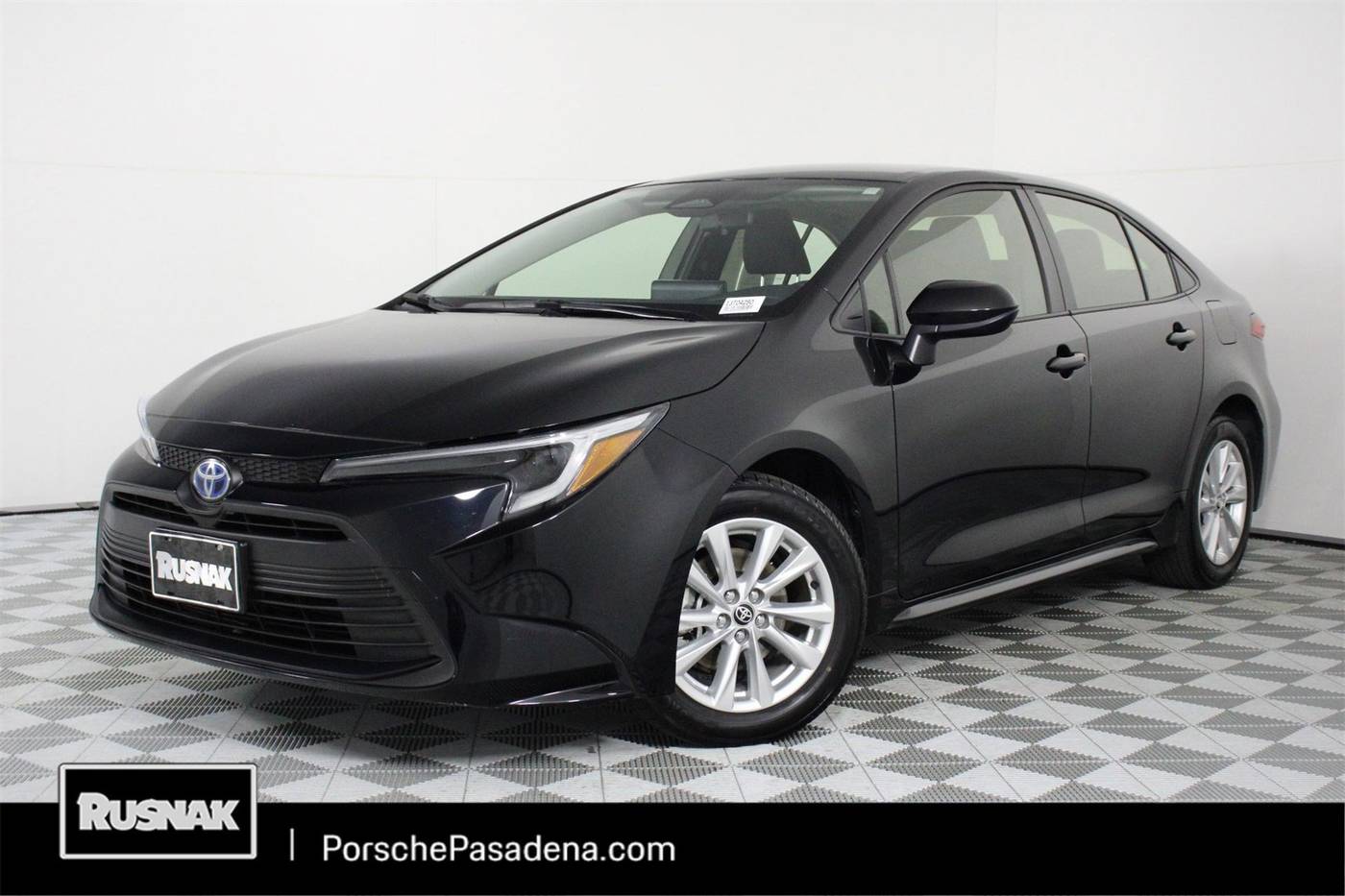 2024 Toyota Corolla Hybrid LE — Sedan — 16,894 mi — Pasadena, CA