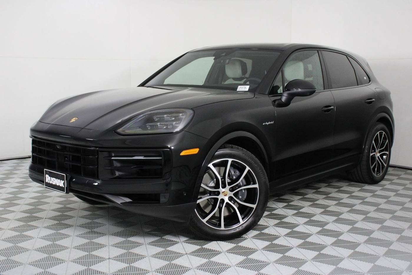 2025 Porsche Cayenne E-Hybrid