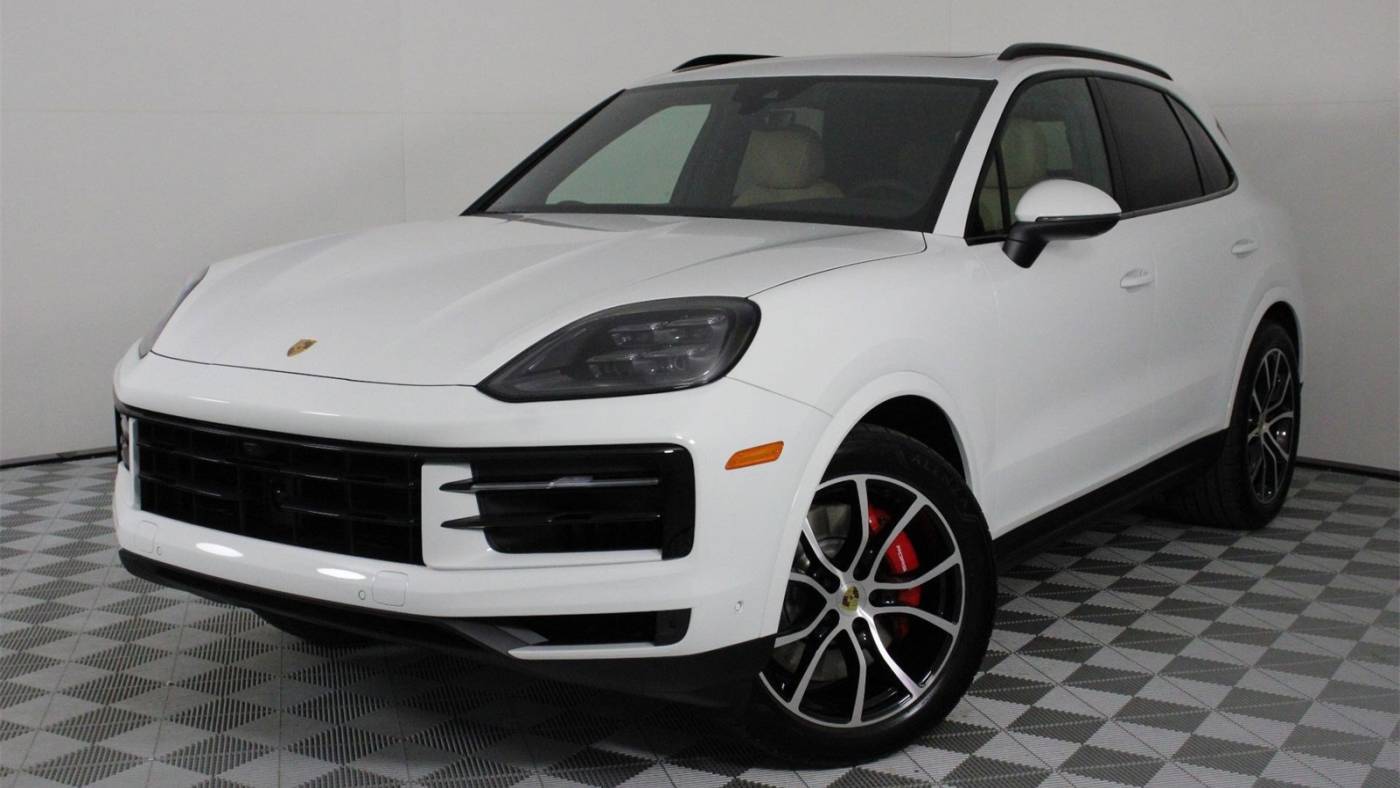 2024 Porsche Cayenne S — SUV — 7,042 mi — Pasadena, CA