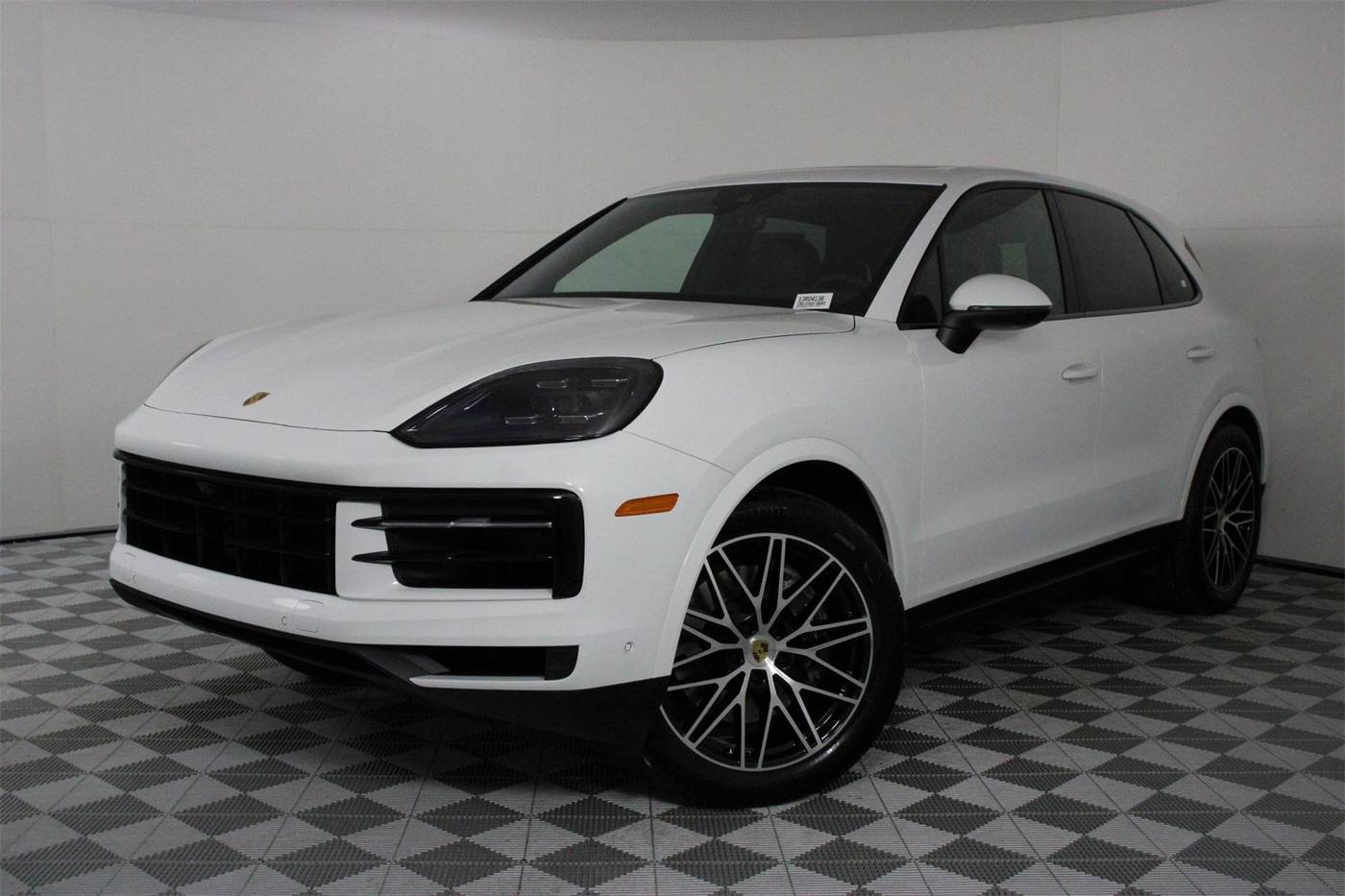 2024 Porsche Cayenne Standard — SUV — 4,906 mi — Pasadena, CA
