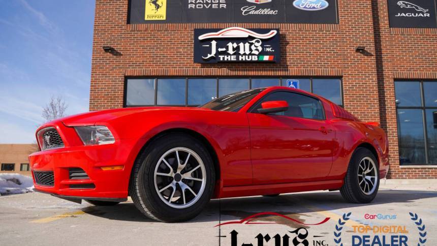 2013 Ford Mustang V6 — Coupe — 46,215 mi — Macomb, MI