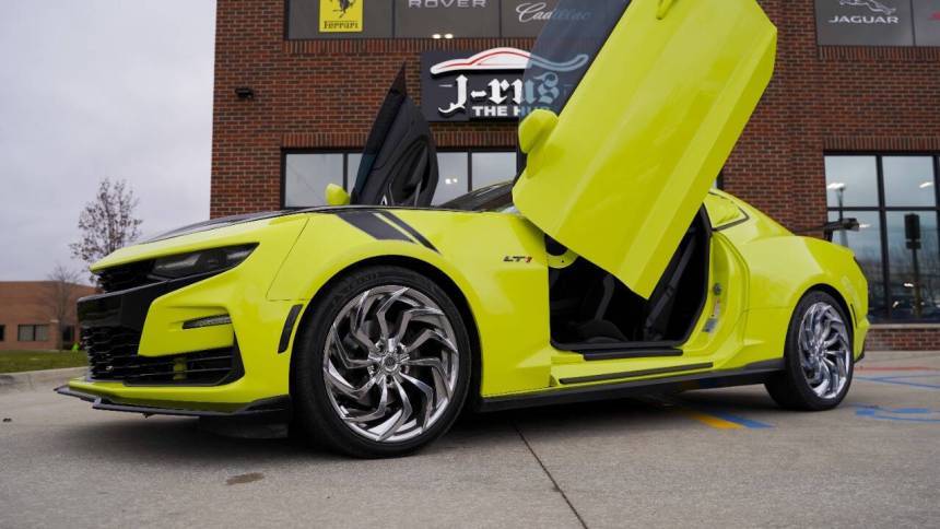 2020 Chevrolet Camaro LT1 — Coupe — 28,525 mi — Macomb, MI
