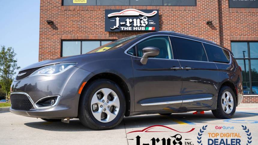 2017 Chrysler Pacifica Touring L Plus — Minivan — 126,963 mi — Macomb, MI
