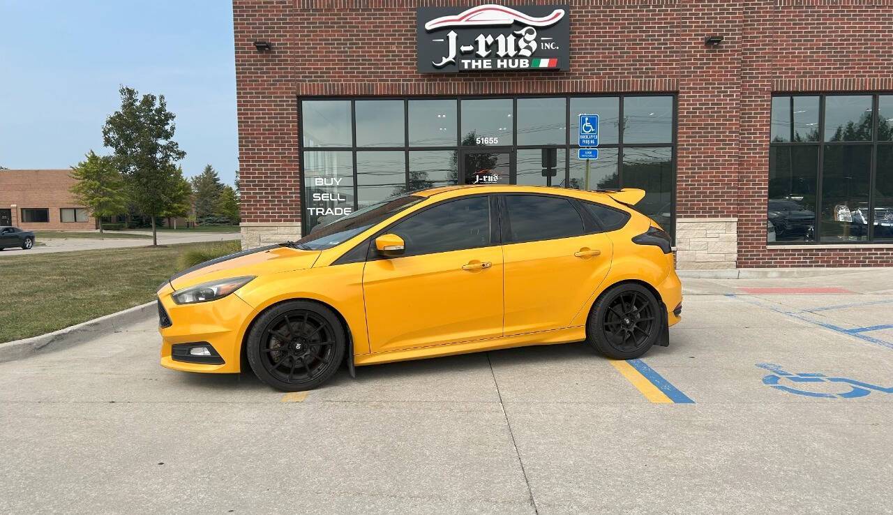 2016 Ford Focus ST — Hatchback — 99,976 mi — Macomb, MI