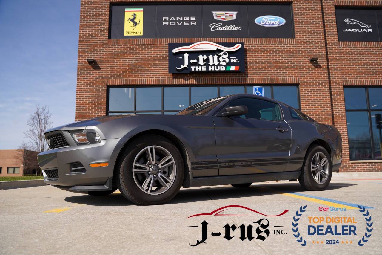 2011 Ford Mustang V6 Premium — Coupe — 112,926 mi — Macomb, MI