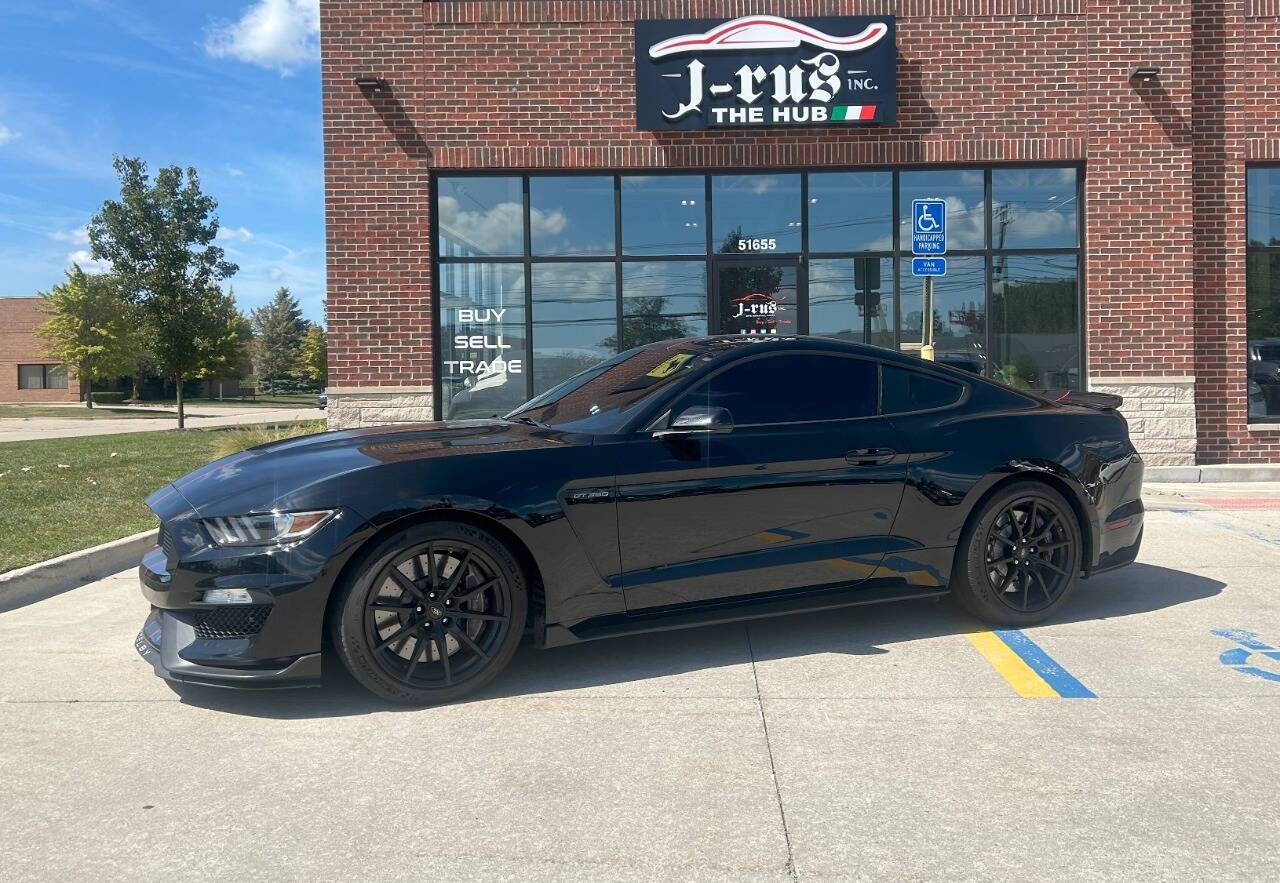 2016 Ford Mustang Shelby GT350 — Coupe — 29,569 mi — Macomb, MI