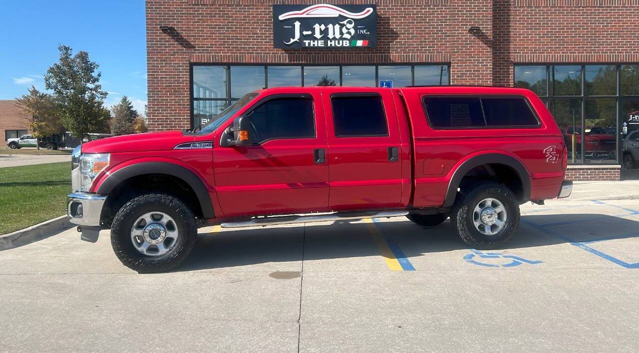 2015 Ford Super Duty F-350 XLT — Pickup Truck — 110,491 mi — Macomb, MI