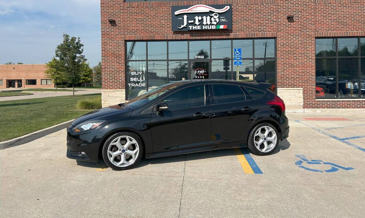 2014 Ford Focus ST — Hatchback — 71,381 mi — Macomb, MI