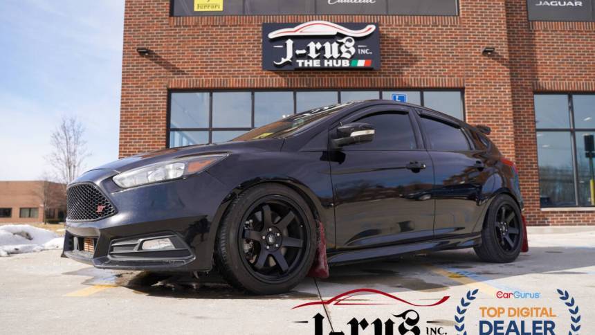 2017 Ford Focus ST — Hatchback — 101,025 mi — Macomb, MI