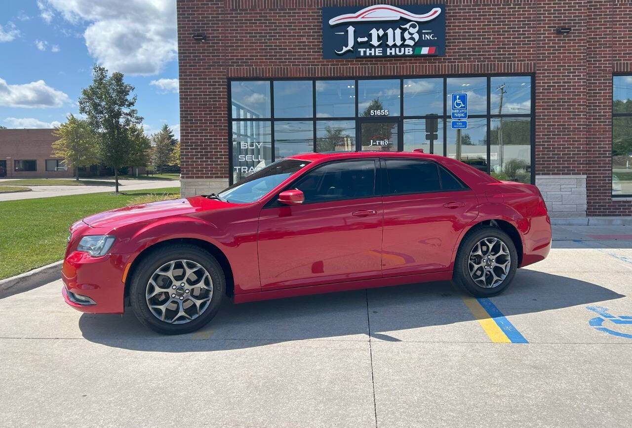 2016 Chrysler 300 S — Sedan — 114,025 mi — Macomb, MI