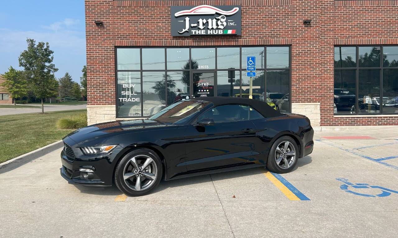 2017 Ford Mustang V6 — Convertible — 37,148 mi — Macomb, MI
