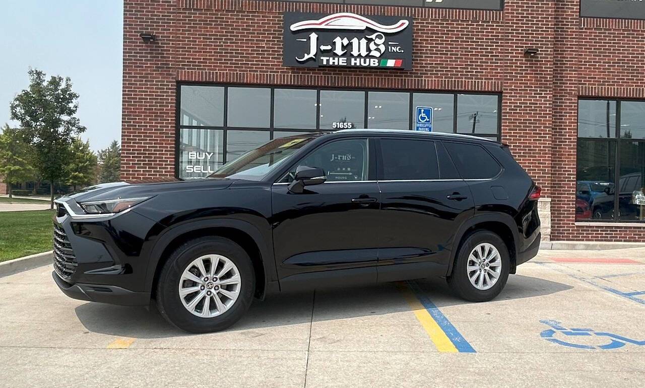 2024 Toyota Grand Highlander XLE — SUV — 17,229 mi — Macomb, MI