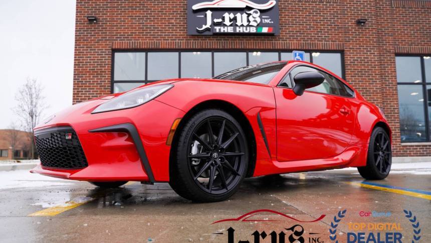 2024 Toyota GR86 Premium — Coupe — 2,916 mi — Macomb, MI