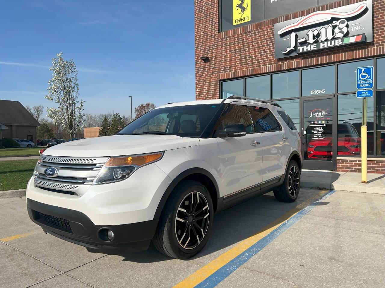2014 Ford Explorer XLT — SUV — 114,319 mi — Macomb, MI