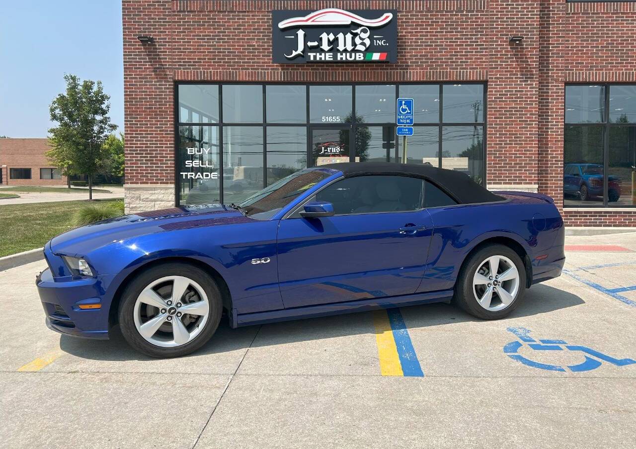 2014 Ford Mustang GT Premium — Convertible — 34,658 mi — Macomb, MI