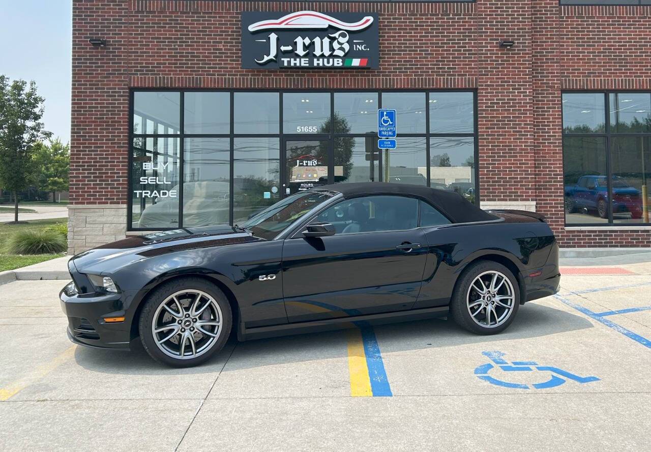 2014 Ford Mustang GT Premium — Convertible — 39,839 mi — Macomb, MI