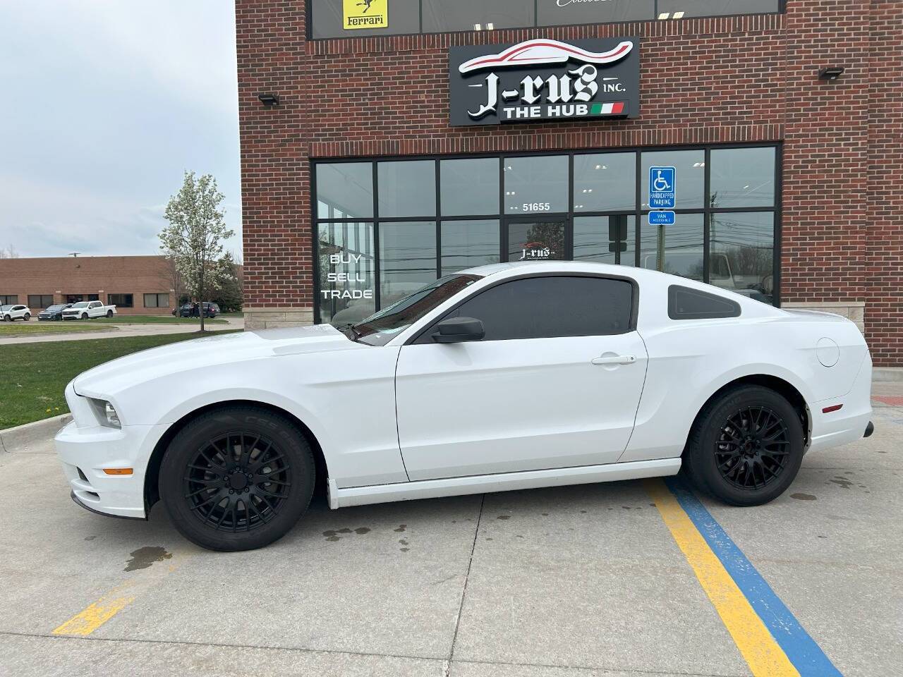 2014 Ford Mustang V6 — Coupe — 123,080 mi — Macomb, MI