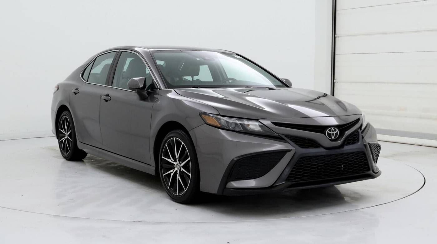 2021 Toyota Camry SE — Sedan — 14,352 mi — Warner Robins, GA