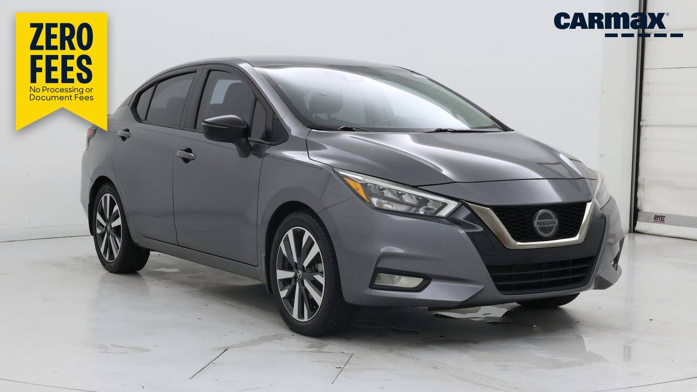 2020 Nissan Versa SR
