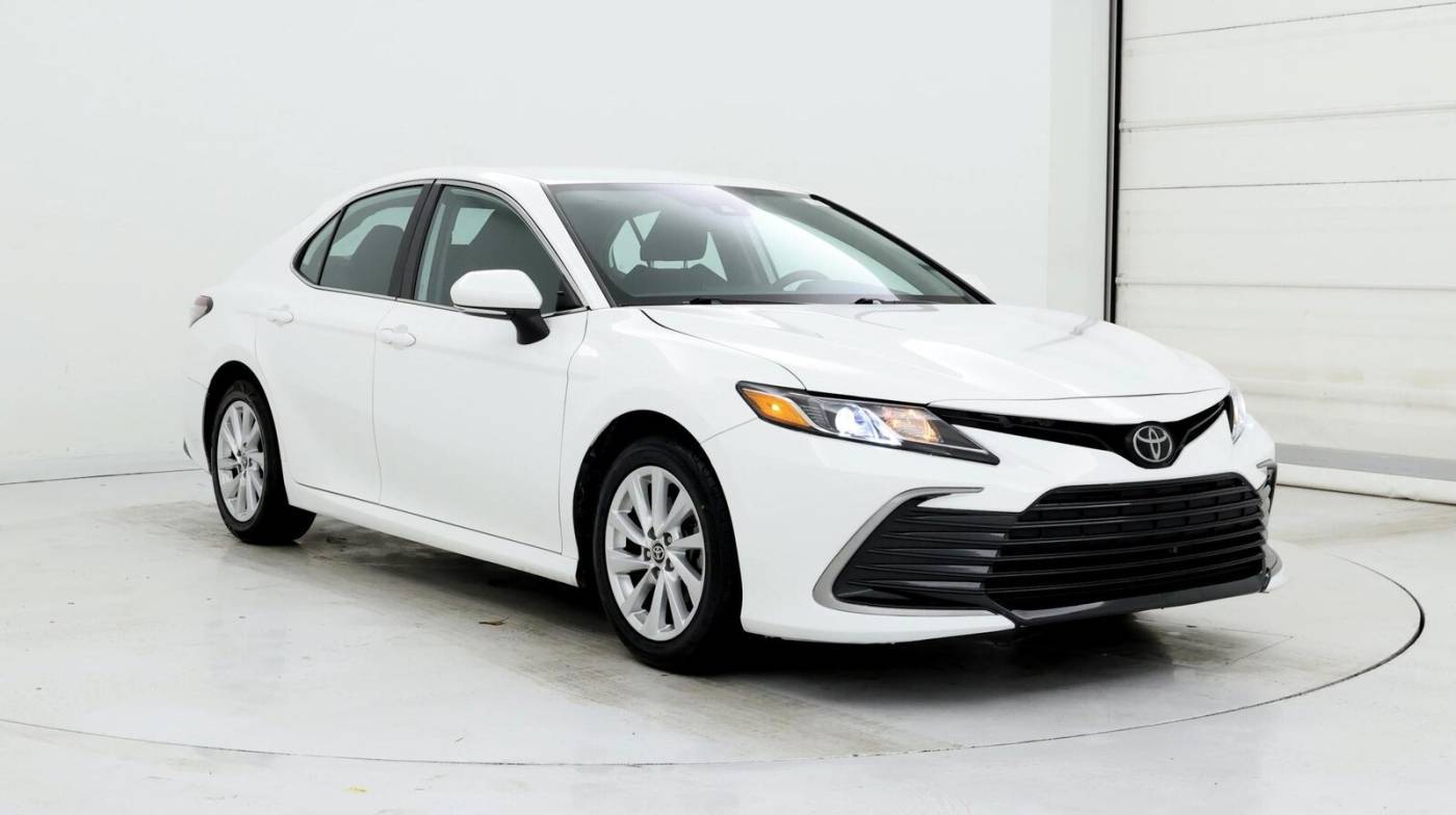 2023 Toyota Camry LE — Sedan — 35,663 mi — Warner Robins, GA